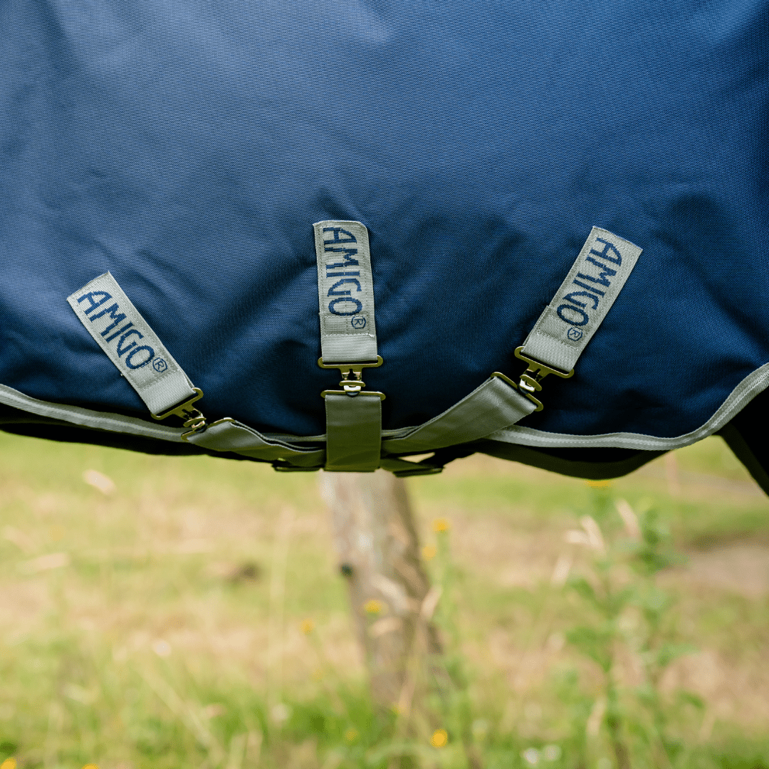 Horseware Amigo - 1200D Turnout Regndækken - 50 gram - Navy - animondo.dk - AAOAL1 - BJI0 - 66