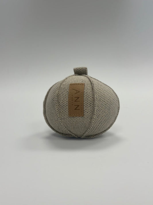 Ann Habor - Bold Hundelegetøj - Lys Beige - animondo.dk - AH0106