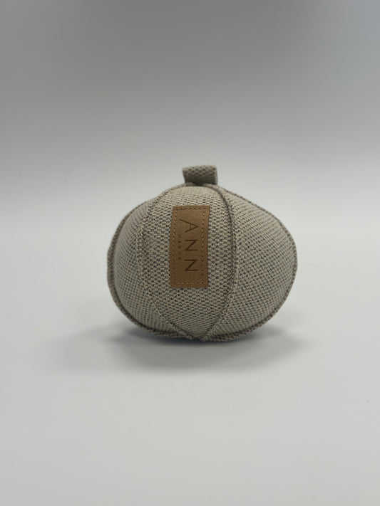 Ann Habor - Bold Hundelegetøj - Lys Beige