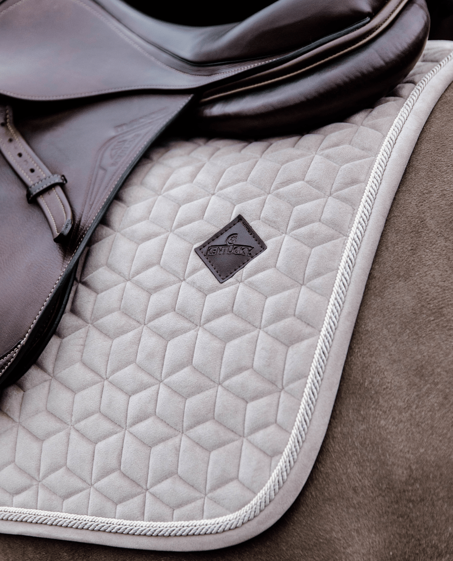 Springunderlag Basic Velvet fra Kentucky Horsewear - animondo.dk - 42589-32-SJ