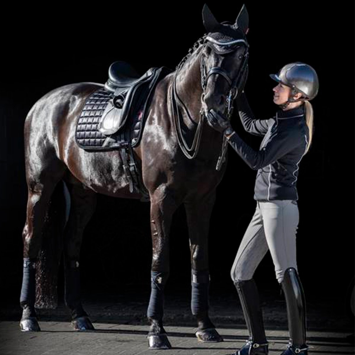 LeMieux Loire Polo Bandager - Sort - animondo.dk